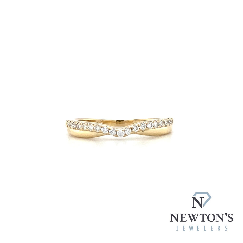 14kt Yellow Gold & Diamond Contour Band (0.19ct)