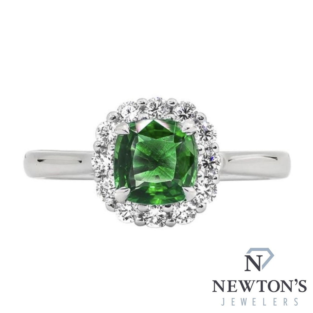 14kt White Gold Emerald Fashion Ring