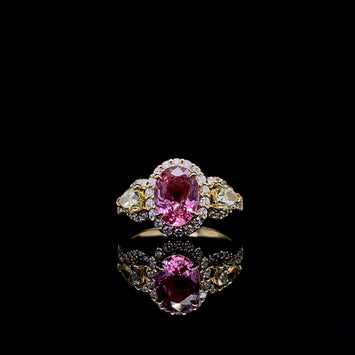 18kt Yellow Gold Padparadscha Sapphire Ring