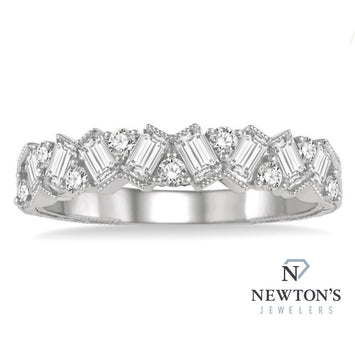 14kt White Gold Diamond Zig Zag Fashion Ring (0.60ct)