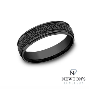 Black Titanium Celtic Love Knot Gent's Ring