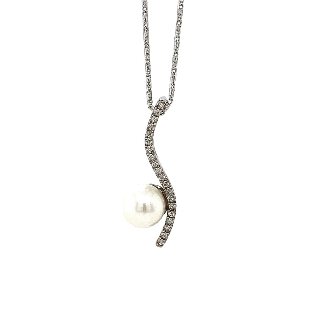 14kt White Gold Diamond and Pearl Pendant with Chain